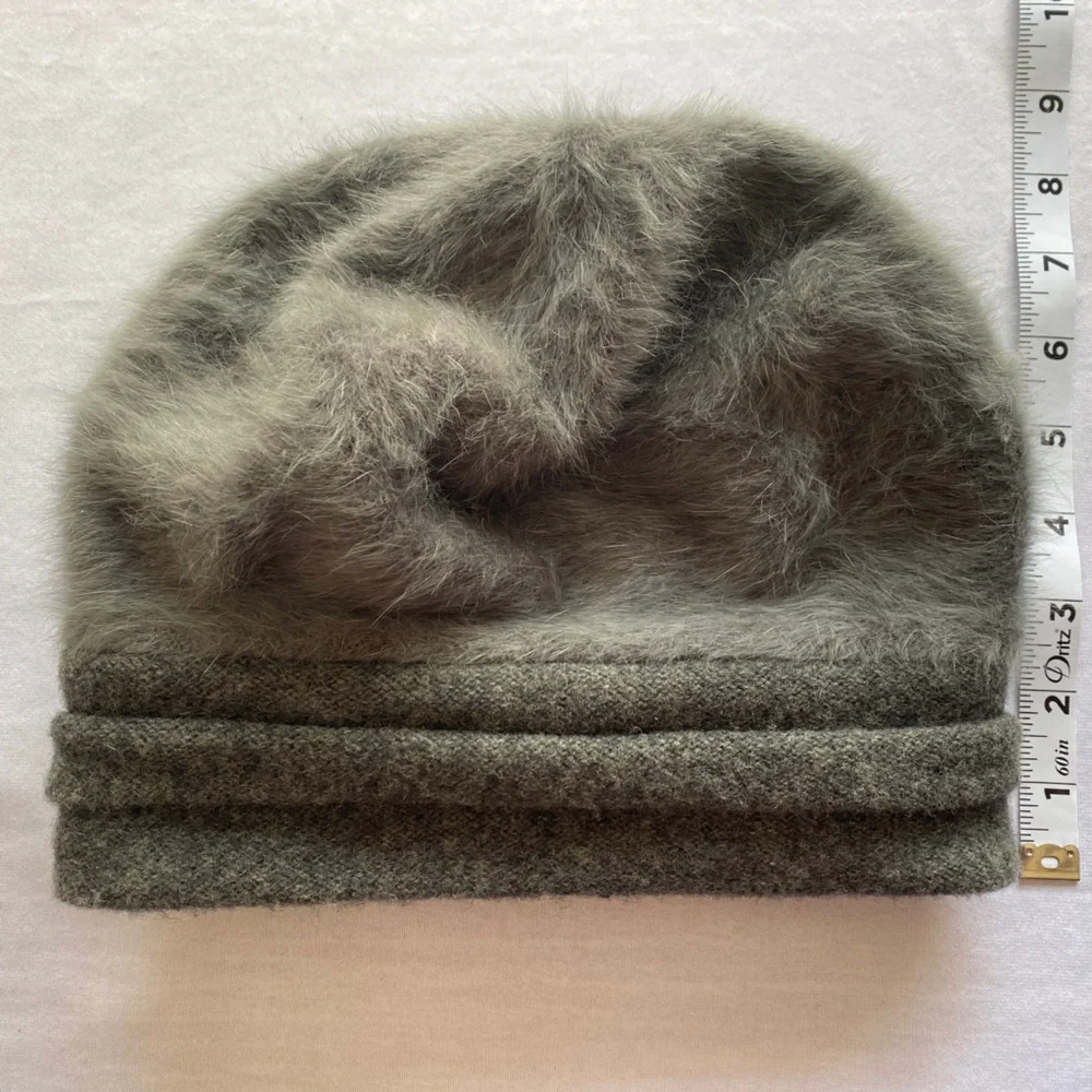 50% Angora 30% Wool 20% Acrylic‎ Gray/Black Women’s Hat
